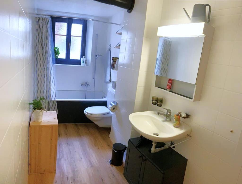 Privatzimmer Fasser In Muestair- Zentrale Lage المظهر الخارجي الصورة
