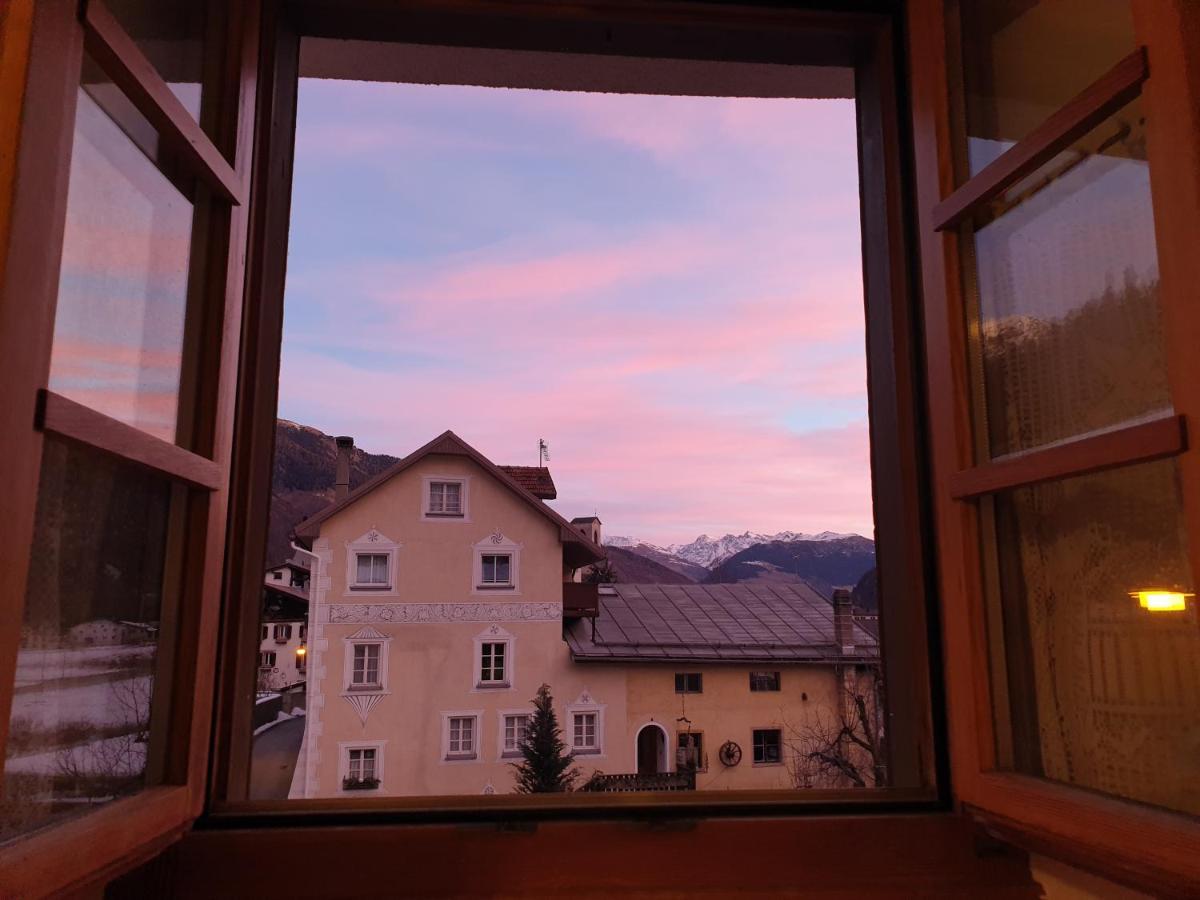 Privatzimmer Fasser In Muestair- Zentrale Lage المظهر الخارجي الصورة